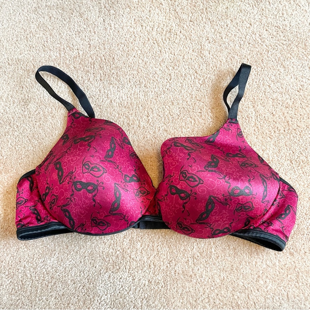 Deesse Lingerie size 42D red and black bra